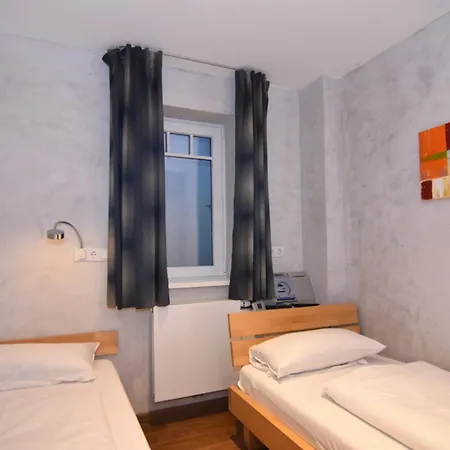 Elisabethstrasse 18, Whg 1